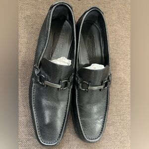 Salvatore Ferragamo, Men’s size 8 black